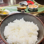 いかの墨 - 佐渡コシヒカリの釜戸炊き銅鍋御飯