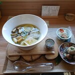 麺屋割ぽう ツクリ茸 - 