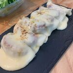 チーズ肉汁餃子