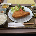 豚八 - ロースカツ定食