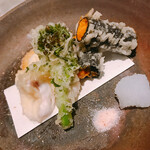 寿司割烹 旬はなれ 重絆 - 天麩羅:ふぐの白子、菜の花、雲丹、安納芋