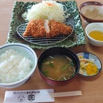 庄内 - 日替わりランチ(ロースカツ＋コーヒー付)875円