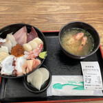 地魚工房 - 海鮮丼　1200円