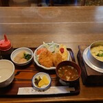 Kamameshi Kiyomizu - 釜飯定食（コーヒー付き）、釜飯:ミックス　蓋を開けてみた