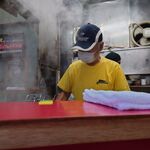 ラーメン二郎 - 今年初の三田のオヤッさん！