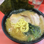 ラーメン 杉田家 - 麵はこんな感じ