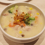 トンテキ食堂8 - クリームシチュー(400円)