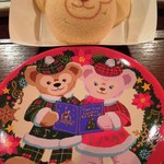 ケープコッド・クックオフ - （2012/12月）「ダッフィーのスーベニアプレート付きカスタードケーキ」