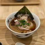 麺屋 猪一 離れ -  追い鰹そば(黒醤油) 1,000円