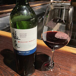 YAKITORI 燃 es - 五杯目のグラス赤