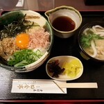 田舎亭 - 卵かけごはんとうどんセット