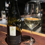 YAKITORI 燃 es - 七杯目のグラス白