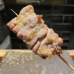YAKITORI 燃 es - 鳥が1日で一番動かす部位で適度な筋肉質と脂の乗りが抜群ですね！