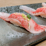 焼肉あきら - 和牛タテバラ炙り寿司