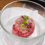 焼肉あきら - ミスジのしゃぶしゃぶ フカヒレスープ