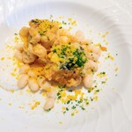 La Brianza - ウツボフリット自家製カラスミシブレットトリュフソース。ウツボって淡白な印象でしたが全然違う、ジューシーだし脂乗りあってまるで鰻みたいなの。って思っていたら、ウツボは鰻の仲間なんですって〜☆