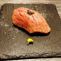 鉄板焼katakago - 黒毛和牛サーロインの肉寿司