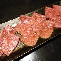 焼肉 牛印 新宿店 - シャトーブリアン、ミルフィーユロース、ザブトン