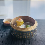 Kanton Ryou Risensu - ① 蒸し点心3種：海老と豚肉の焼売、帆立の餃子、野菜の餃子