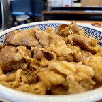 吉野家 - 牛丼アップ