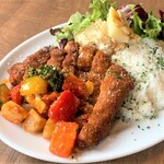 熟成肉バル 肉賊カウぼーず - 