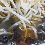 ちぐま屋 - 201301　ちぐま屋　スペシャルラーメン（750円）スープは・・・こんな感じ