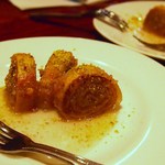 トルコ料理トプカプ - トルコのパイ菓子ごま入り、シロップ漬け