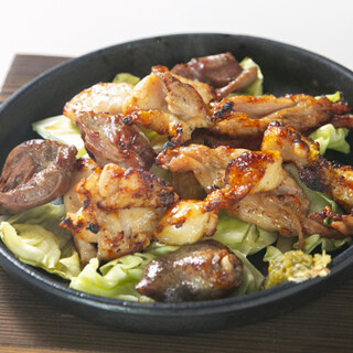 明治40年創業の老舗、築地”鳥藤”さん厳選の朝びき鶏使用！