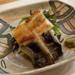 茶つぼ - 白焼、器に「鰻」の文字