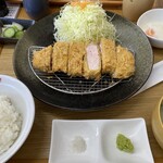 とんかつ & とり天 しげのや食堂 - 