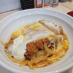 とんかつ檍のカレー屋 いっぺこっぺ - 檍のかつ丼