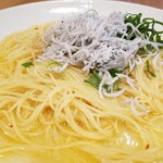 パスタモーレ - ペペロンチーノ。