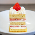 シヅカ洋菓子店 - ショートケーキ