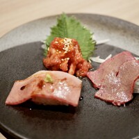 近江うし 焼肉 にくTATSU 青山本店 - 