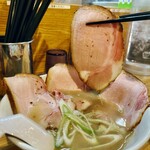 ラーメン屋 游 - 豚骨チャーシュー