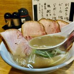 ラーメン屋 游 - 豚骨チャーシュー