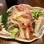 Sakenomidokoro Hanauta - サービスお刺身盛り定食のお刺身