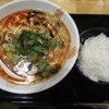 SANYUEKUAISHI - 酸辣湯麵と小ライス