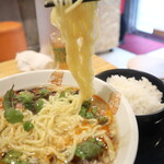 SANYUEKUAISHI - 酸辣湯麵の麺