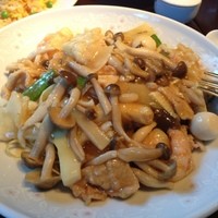 中国料理 四川 - 五目入り焼きそば