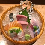 すし居酒屋 日本海 出雲市駅前店 - 刺身盛り合わせ６８０円