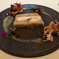 リストランテKubotsu - 五島産ヒラマサのプレッサート　吉本さんのキャベツと佐々木さんの太閤牛蒡（2021.12）