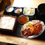 肉八山 - 選べる焼肉定食5種（1320円）2022年1月