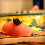 勢麟 - 中トロの美しさ！！上には自家製行者大蒜の醤油漬け一年物。食べたい方にはこちらもお替り有でした。