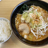 ラーメン とん太 - 味噌ラーメン大　ライス小