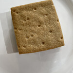 ベイク ルーム - スモア350円。このクッキーが美味しい！