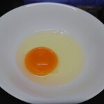 牛すじカレー 小さなカレー家 - 生卵（50円）