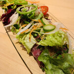 7FUKU - 牛もも肉のタタキおろしソース（外）