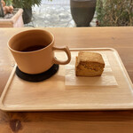 おやつ研究所 - 追加でスコーン。