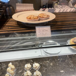 ラトリエヒロワキサカ - タルトもあった。